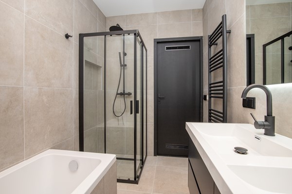 Medium property photo - Heer Daniëlstraat, 3073 DC Rotterdam